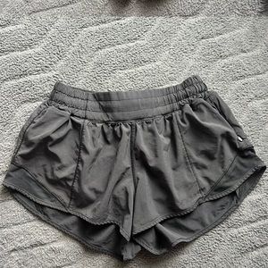 Black lululemon Hotty hot shorts